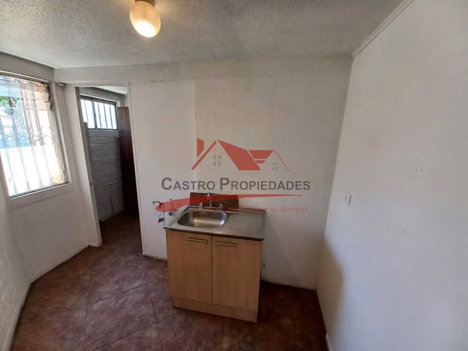 DEPARTAMENTO PRIMER PISO, 2 HAB 1 BAÑ - Imagen 10