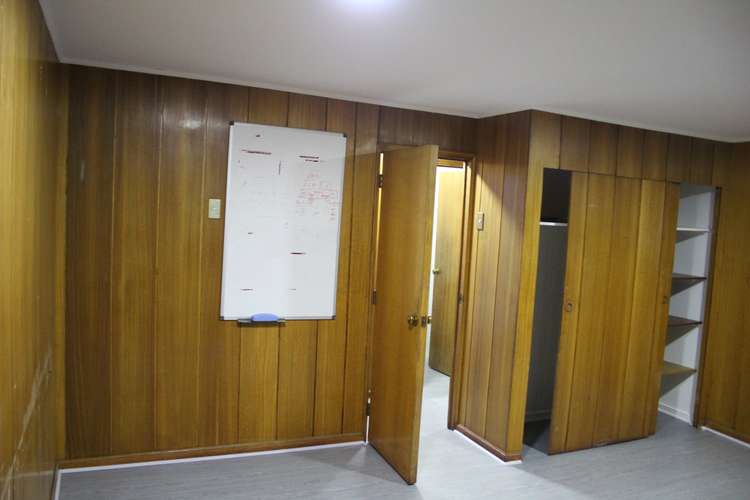 EN VENTA OFICINA IMPECABLE EN GALERÍA ALESSANDRI - Imagen 10