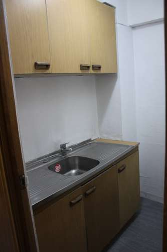 EN VENTA OFICINA IMPECABLE EN GALERÍA ALESSANDRI - Imagen 5