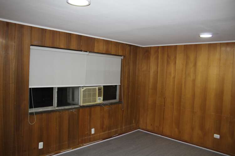 EN VENTA OFICINA IMPECABLE EN GALERÍA ALESSANDRI - Imagen 8