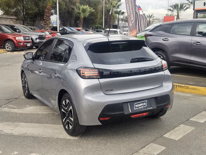Peugeot 208 Puretech 4x2 1.2 2025 - Imagen 6
