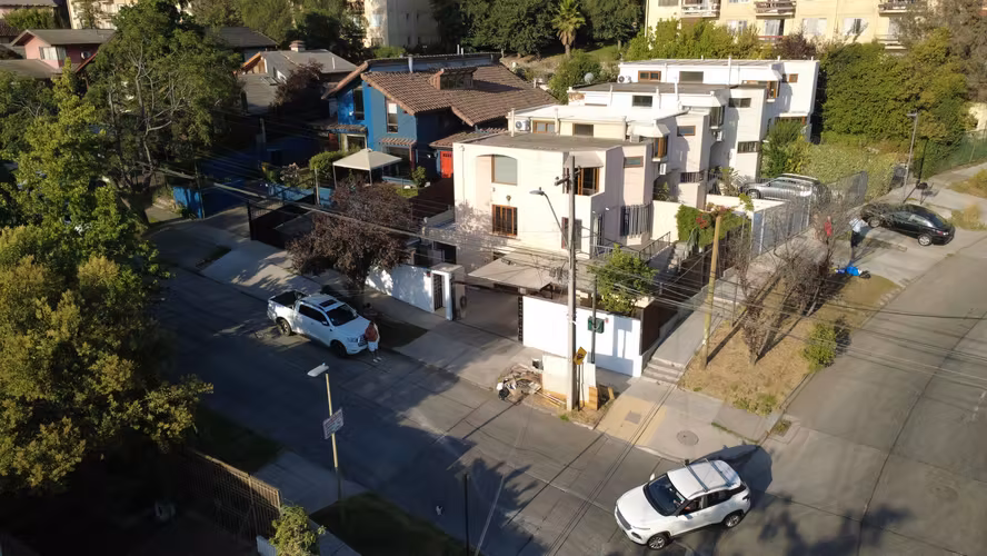 ARRIENDO  CASA DE 3 HABITACIONES EN LAS CONDES - Imagen 38