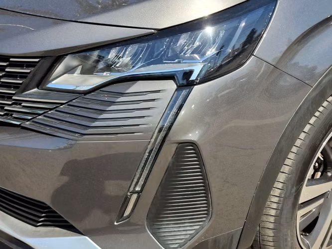 PEUGEOT 3008 2023 - Imagen 3