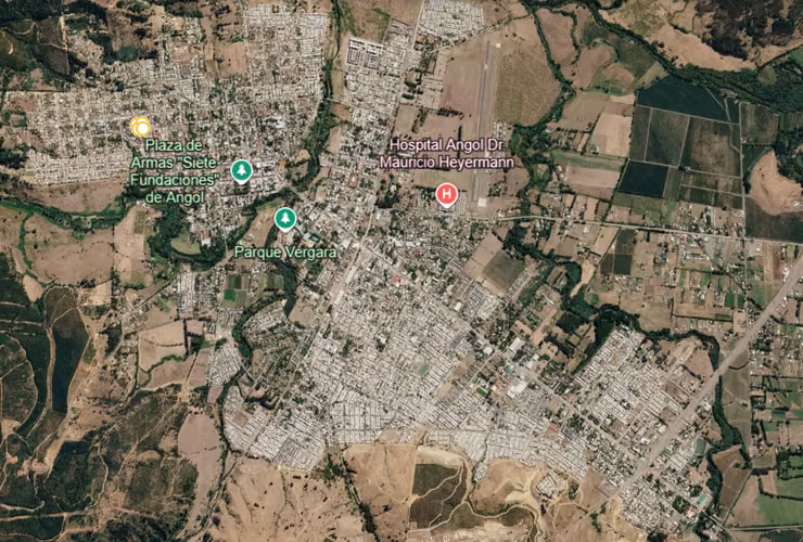 Vendo terreno urbano amplia superficie, potencial uso habitacional