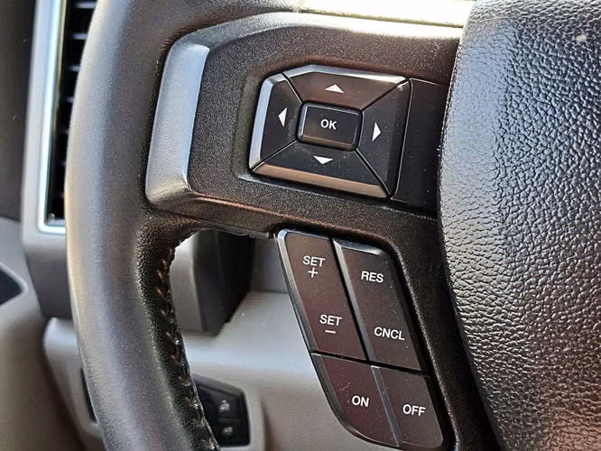 FORD F-150 2018 - Imagen 12