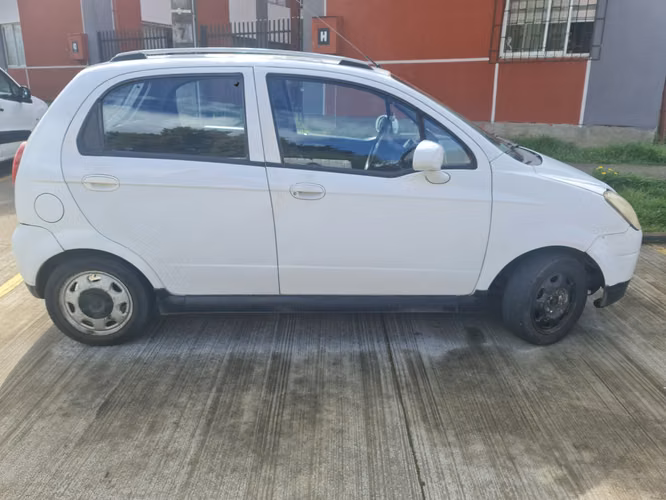 Chevrolet Spark ls 2010 800cc - Imagen 5