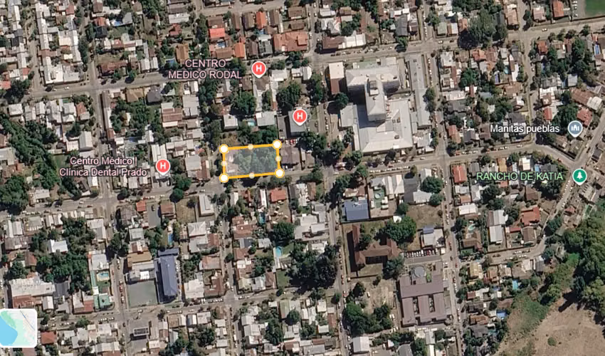 Vendo gran propiedad urbana, central, amplia superficie - Imagen 2