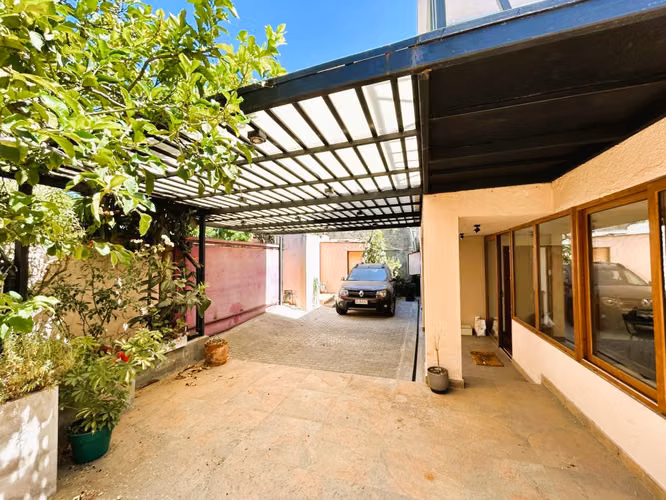 VENTA CASA 3HAB 2BA Y SERVICIO EN LOS DOMINICOS - Imagen 3