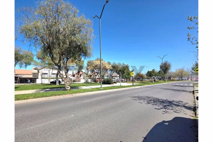 Ubicación estratégica para proyecto comercial