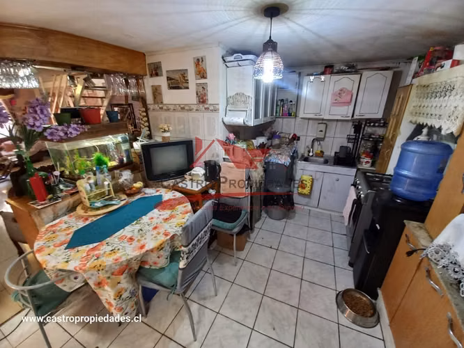 CASA DOS PISOS, 2HAB 2 BAÑ, SAN BERNARDO