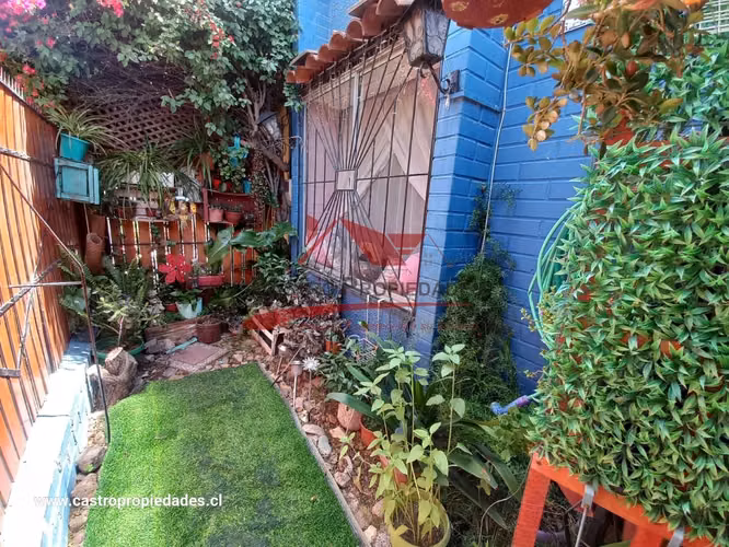 CASA DOS PISOS, 2HAB 2 BAÑ, SAN BERNARDO