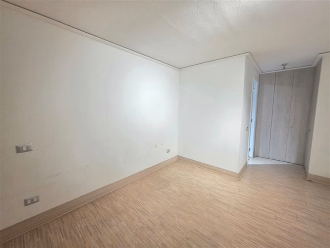 Depto en arriendo en condominio 15 UF Macul 2D 2B EST - Imagen 28