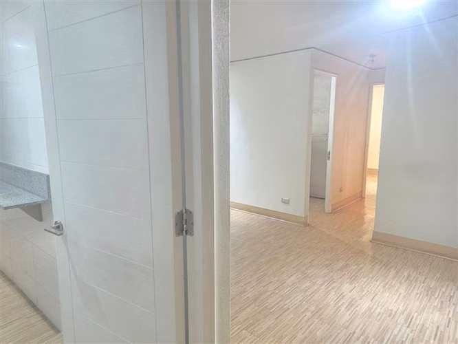 Depto en arriendo en condominio 15 UF Macul 2D 2B EST - Imagen 20
