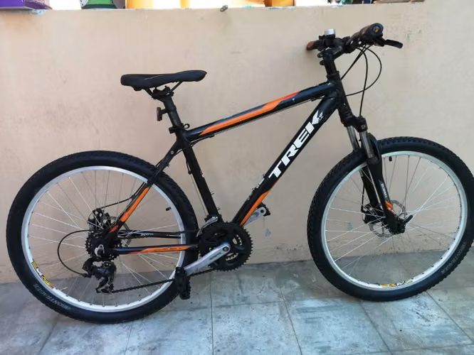 VENDO BICICLETA SEMI NUEVA (Por Renovación)