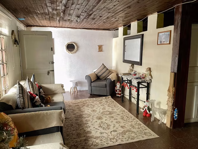 Vendo Casa Ñuñoa: 3d/1b, amplia cocina, patio. Buena ubicación. - Imagen 7