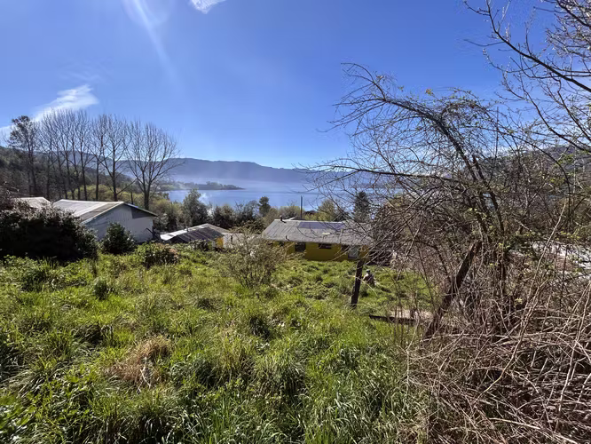 Casa en Venta Lago Riñihue – Vista al Lago e Ideal para Emprender