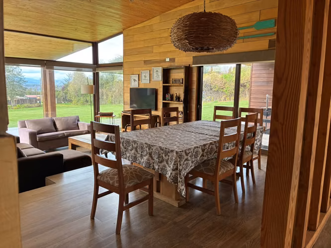 SE VENDE HERMOSA CASA CONDOMINIO PANGUIPULLI