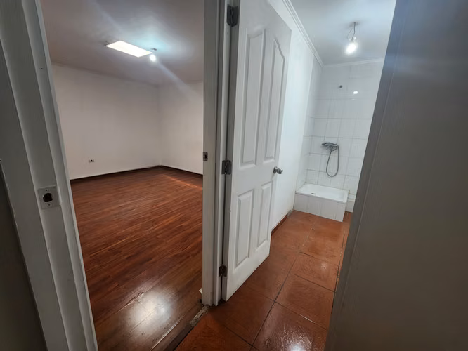GRAN PROPIEDAD USO MIXTO INDUSTRIAL/COMERCIAL EN RECOLETA - Imagen 16