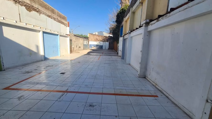 GRAN PROPIEDAD USO MIXTO INDUSTRIAL/COMERCIAL EN RECOLETA - Imagen 22