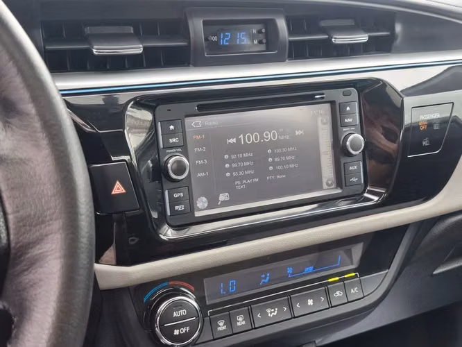 TOYOTA COROLLA 2016 - Imagen 16