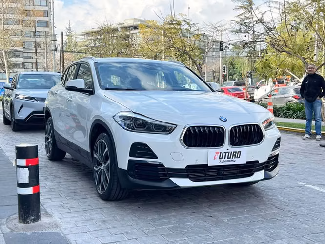 BMW X2 SDRIVE18I DYNAMIC - 2023 | 4649