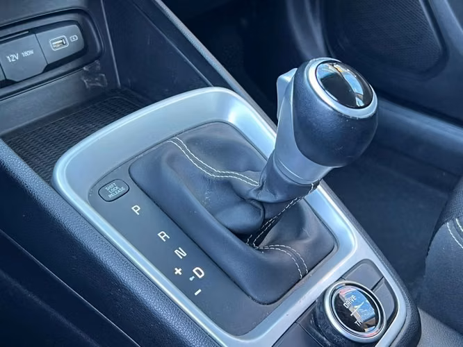 HYUNDAI VENUE QX 1.6 AT VALUE - 2023 | 4470