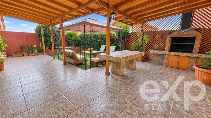 En Venta Amplia casa familiar en Santa María del Peñón - Imagen 21