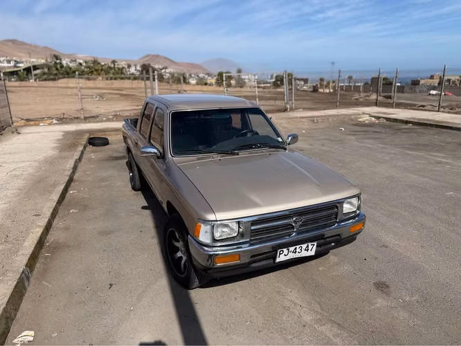 Toyota Hilux