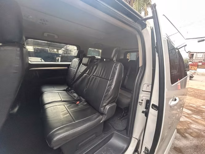 Peugeot traveller llegar y trabajar