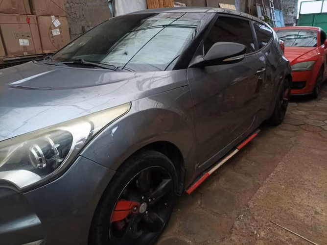 Veloster