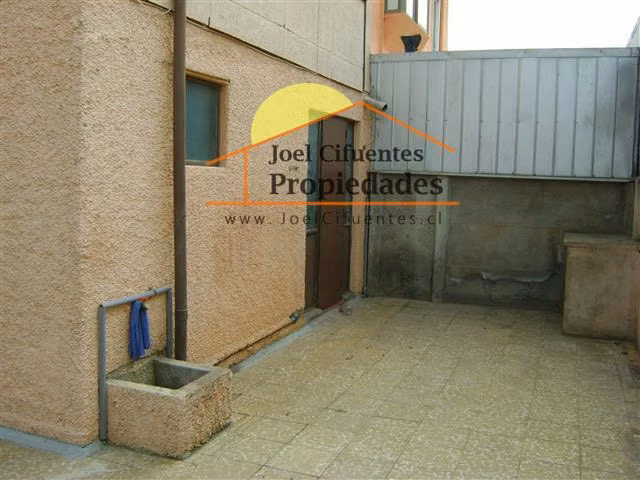 Casa 3 dormitorios, estacionamiento