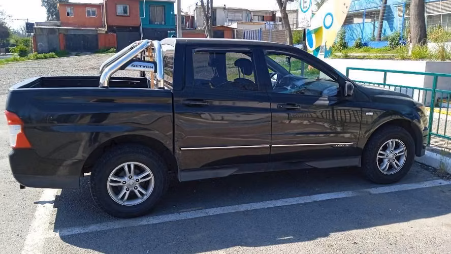 Vendo camioneta ssangyong new Actyon 2013