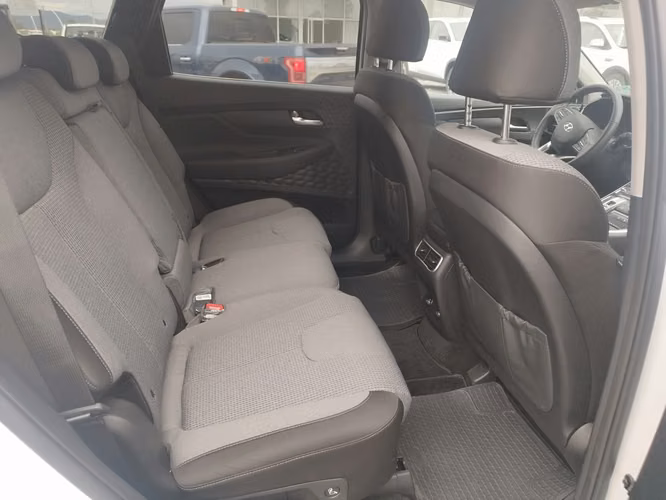 HYUNDAI SANTA FE 2.5 MX5 MPI PLUS AT - Imagen 15