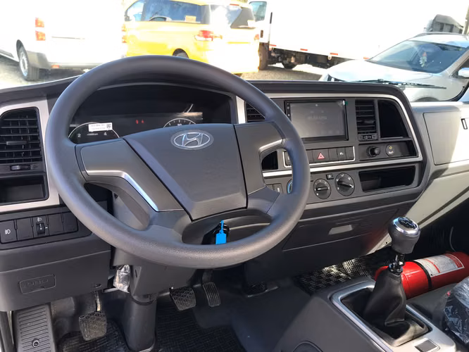 HYUNDAI EX9 FULL 4X2 MT E5