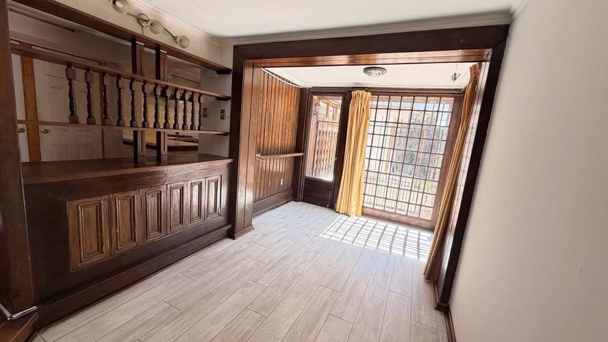 Arriendo Hermosa Casa - Juan Palau - Las Condes - 4D 3B 4E amplio Jardin - Imagen 12