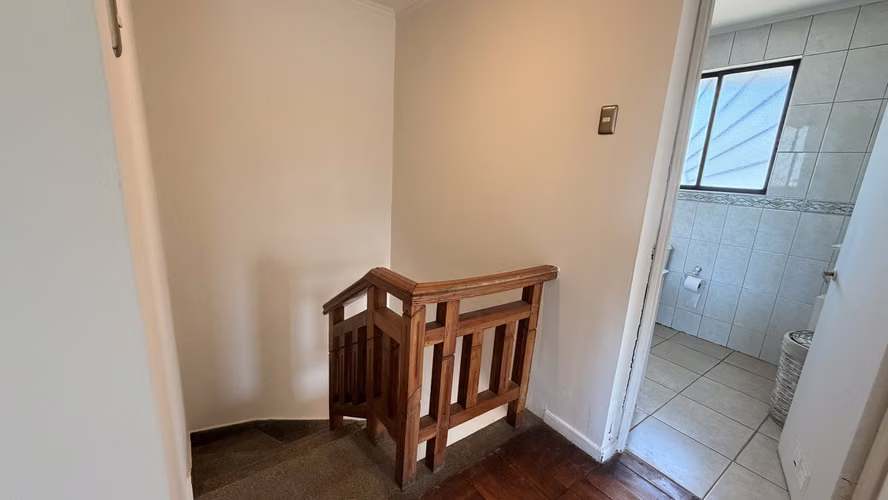Arriendo Hermosa Casa - Juan Palau - Las Condes - 4D 3B 4E amplio Jardin - Imagen 20