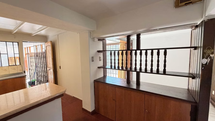 Arriendo Hermosa Casa - Juan Palau - Las Condes - 4D 3B 4E amplio Jardin - Imagen 10