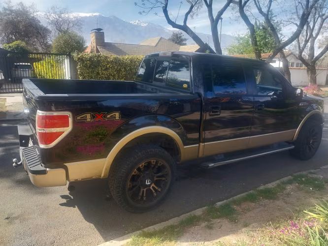 FORD F150 LARIAT 5.0 MOTOR COYOTE FULL - Imagen 6