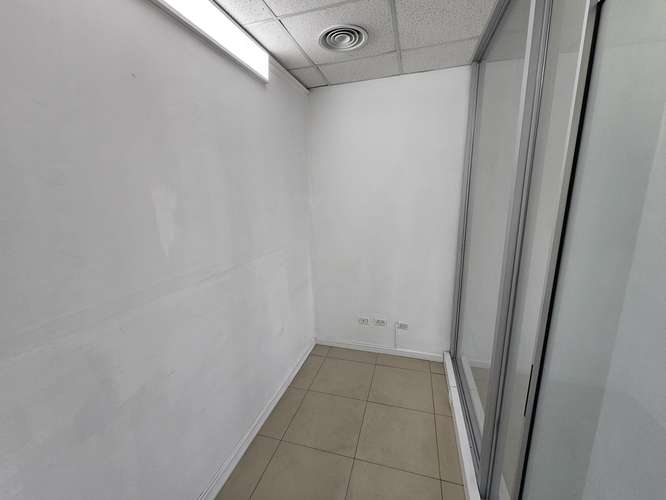 OFICINA EN ARRIENDO | 57,68 m² | 4 PRIVADOS + ESTACIONAMIENTO | LA REINA METRO