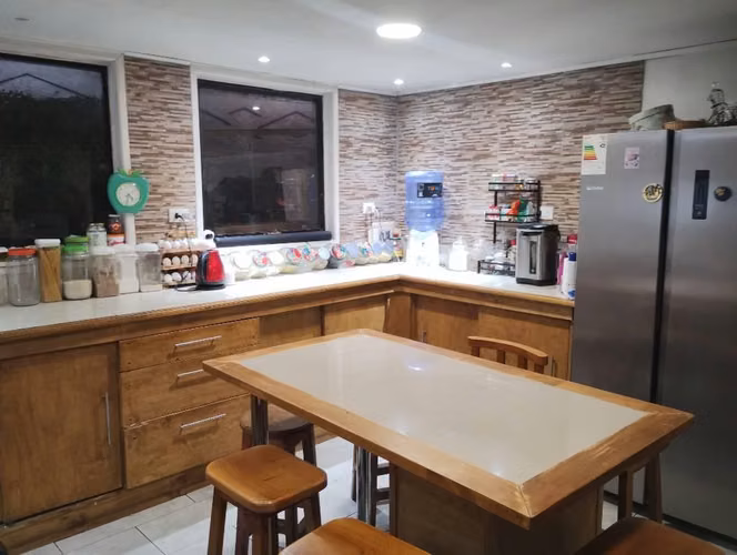 Vendo, bella casa en Tomé, 6 habitaciones. - Imagen 2