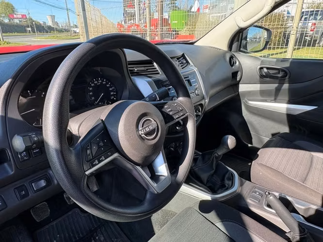 NISSAN NAVARA 2024 - Imagen 8