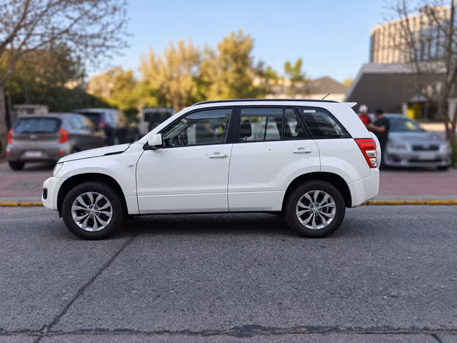 SUZUKI GRAND NOMADE 2 - 2018 | 4707 - Imagen 4