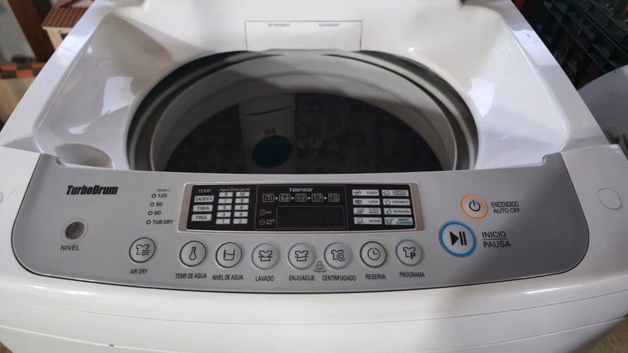 Lavadora LG 15 kg – Carga Superior