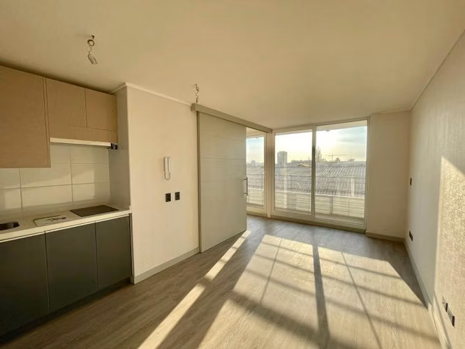 Departamento AV VICUÑA MACKENNA - Imagen 2