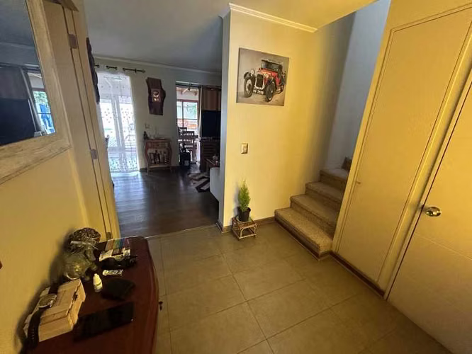 Casa 3 d+ Piscina en Con. Alto Sacramento (183348) - Imagen 2