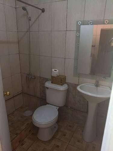 Arriendo pieza en Macul cerca metro las torres - Imagen 4