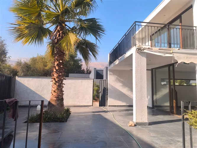 Casa en arriendo en Colina - Imagen 3