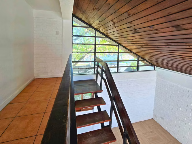 Casa con amplio patio en sector residencial (183360) - Imagen 22