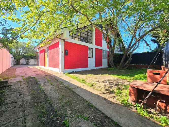 Casa con amplio patio en sector residencial (183360) - Imagen 3