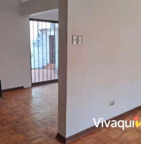 Casa en arriendo de 5 dorm. en La Reina
